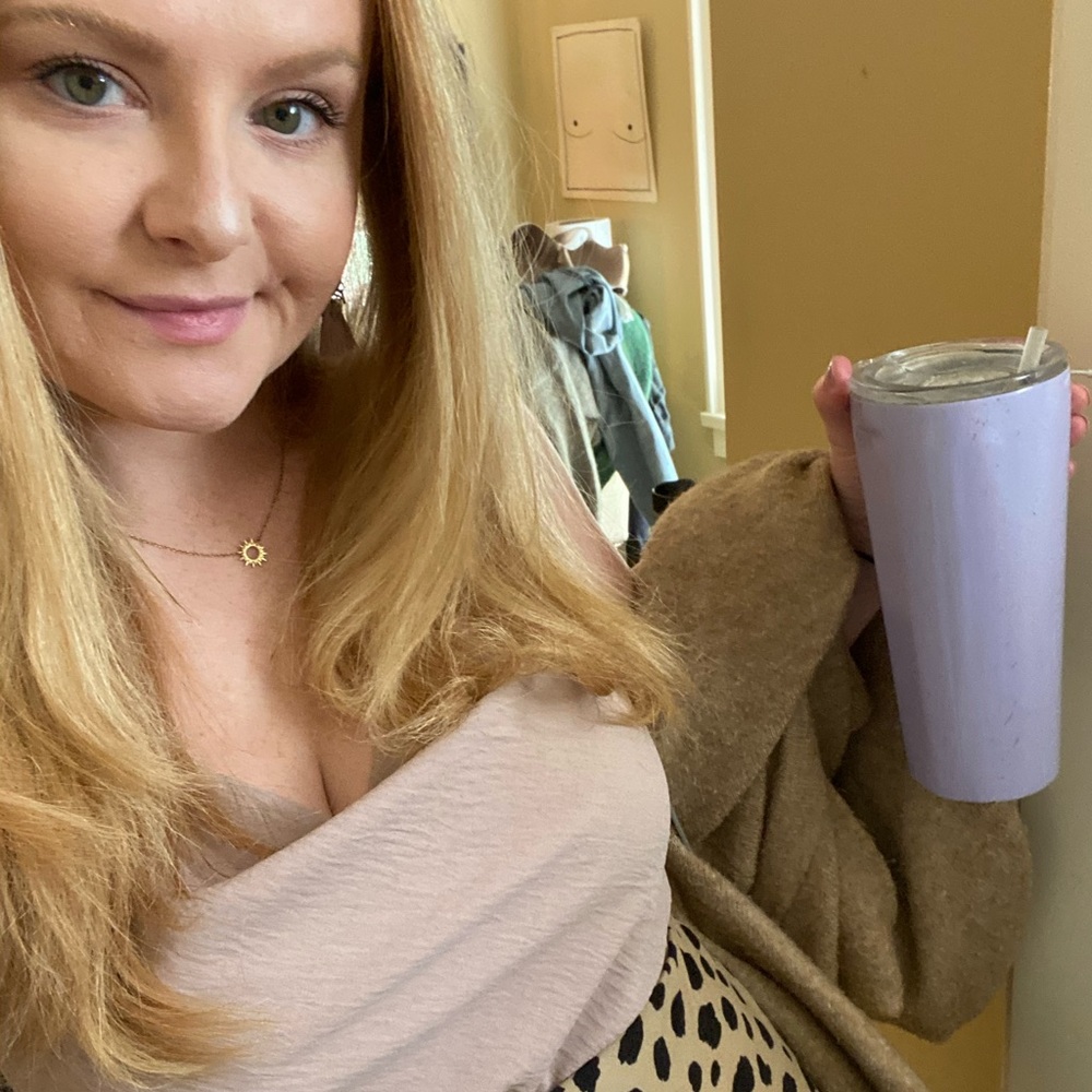 Meet your Posher, Stori